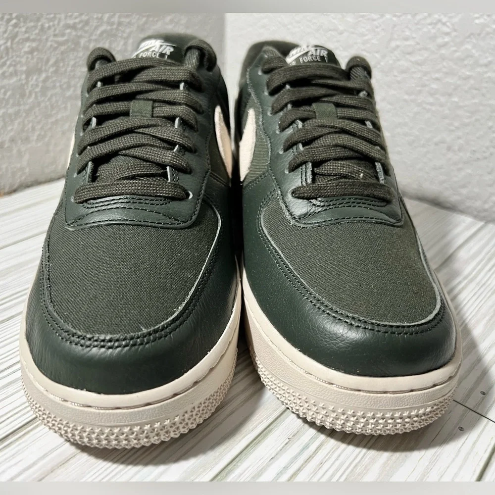 Nike Air Force 1 ‘07 LX‎ men’s sneakers shoes sequoia green cream size 7 low